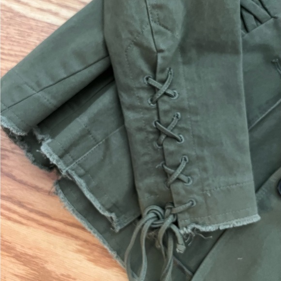 Intermix Army distressed blazer, never worn,  great find! - Picture 3 of 6